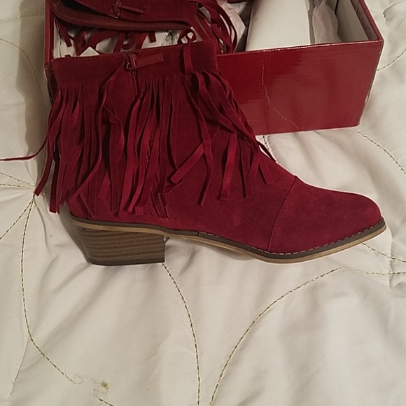 DONATED - Picture 2 of 5